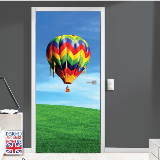 Nalepka za vrata Polet z balonom (90x200 cm)